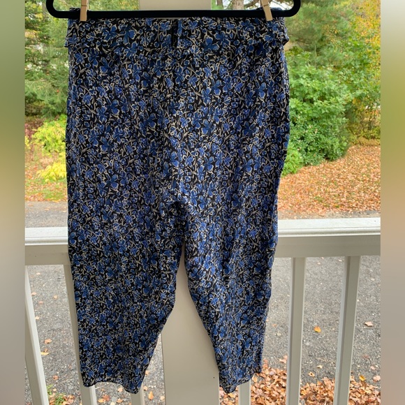 100% Silk! Elie Tahari Jodi Tapered Cropped Silk Pants, Stargazer - Silk - small - Picture 3 of 9